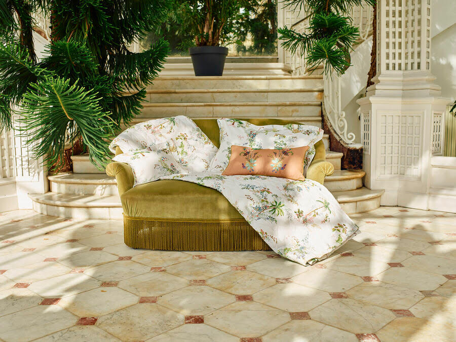 Jardins Decorative Pillow